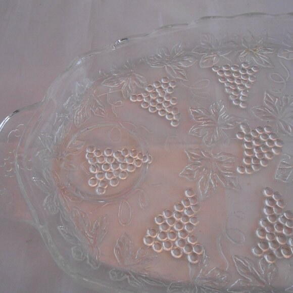 Vintage Anchor Hocking 8 Piece Snack Set, Grapes/Vines, Serva-Snack, W/Box - Picture 10 of 10